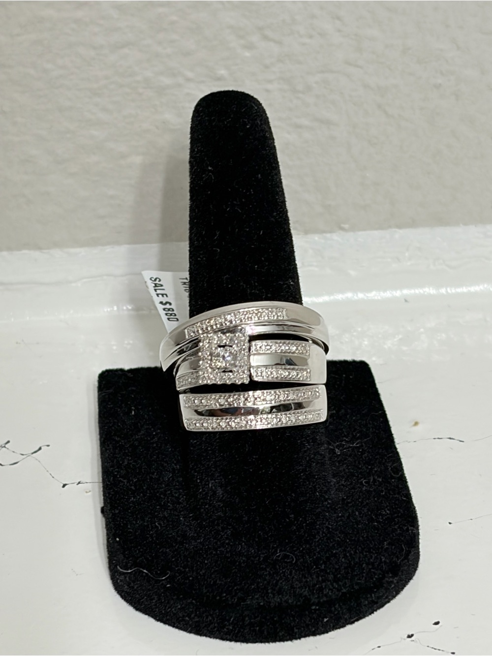 925 Sterling Silver Wedding Rings set Sz 7 Sz 10 Natural Diamonds.